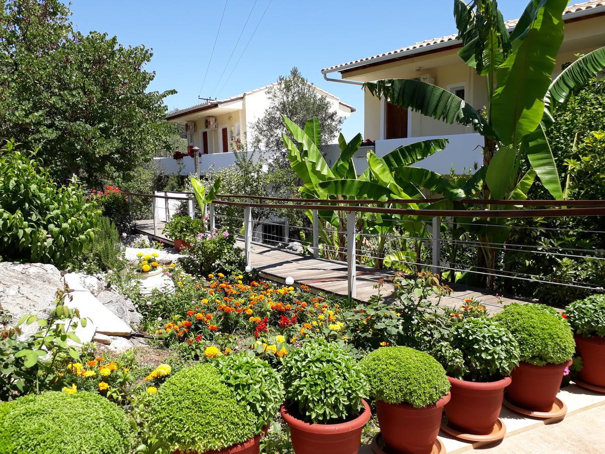 La Casa Di Nonna Anna Aparthotel Nikiana Exterior photo